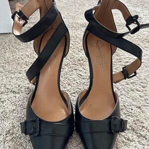 Jessica Simpson pointed toe heels
